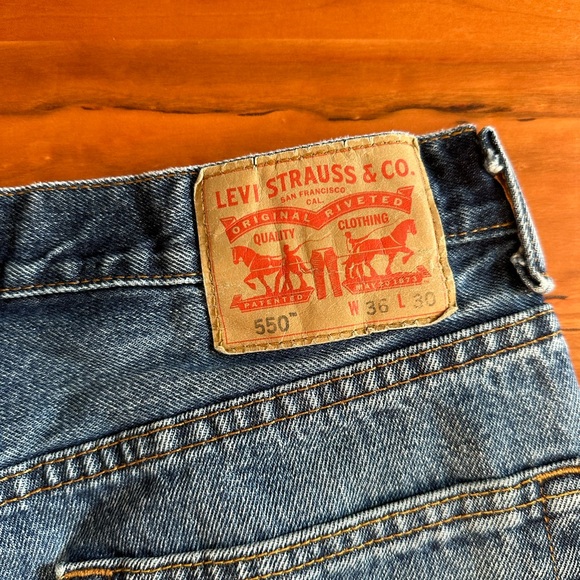 Men's Levi’s Blue Jeans Size 36W/30L Great Condition - Picture 2 of 4